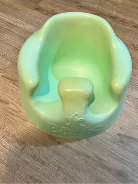 Bumbo Baby Floor Seat - Green